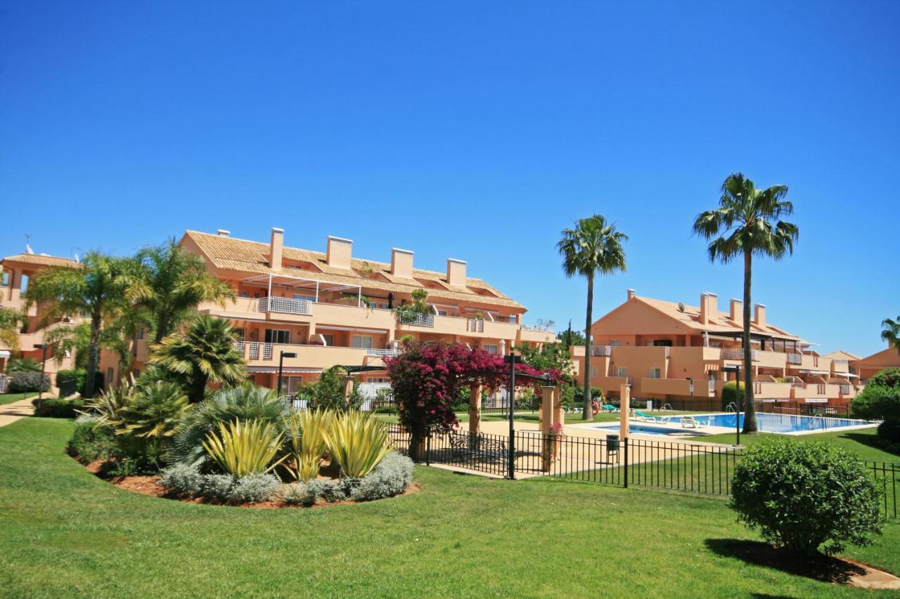 Ground Floor Apartment, Los Jardines De Santa Maria Elviria Marbella Exterior photo